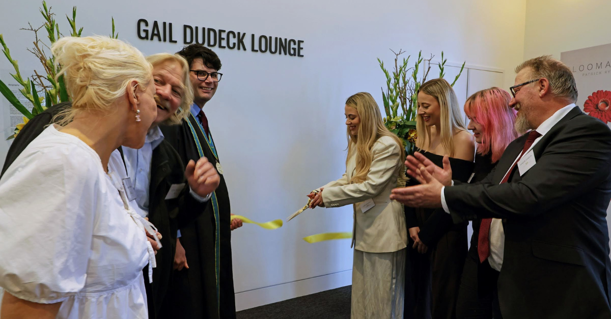 Gail-Dudeck-Lounge-opening-2.png