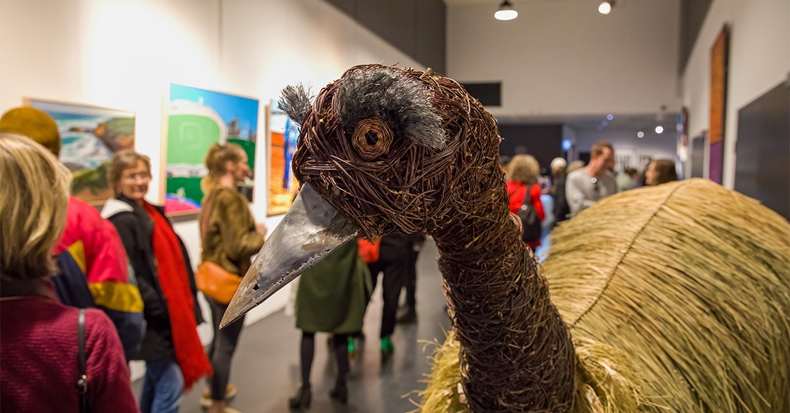 Steve the Emu, Louise Grant 